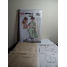 Butterick Sewing Pattern B4438 