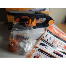 Brand New FISKARS 3 IN 1 Floral Fastener, SEALED Box