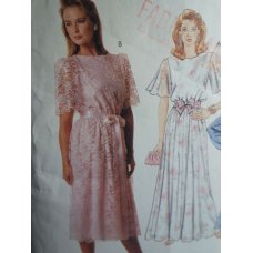 McCalls Sewing Pattern 3049 