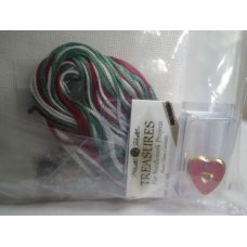 Mill Hill Treasures Needlework,  Holiday Sampler Kit