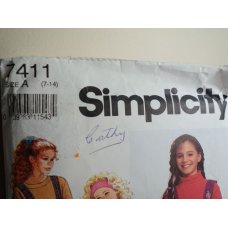 Simplicity Sewing Pattern 7411 