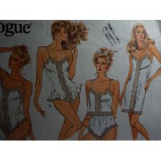VOGUE Sewing Pattern 2146 