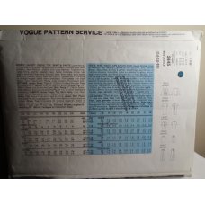 VOGUE Sewing Pattern 2445 