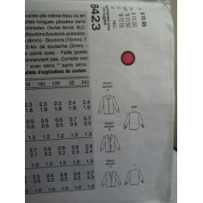 VOGUE Sewing Pattern 8423 