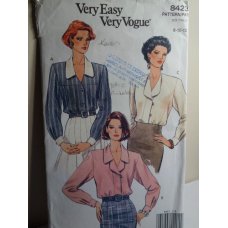 VOGUE Sewing Pattern 8423 