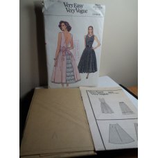 VOGUE Sewing Pattern 9930 